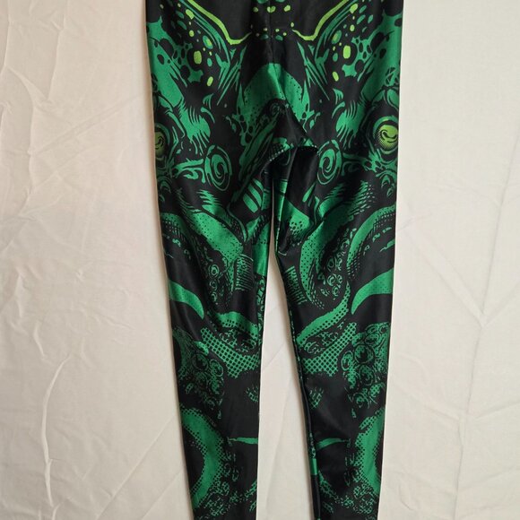 Blackmilk Cthulhu Leggings – Green & Black - Picture 4 of 5